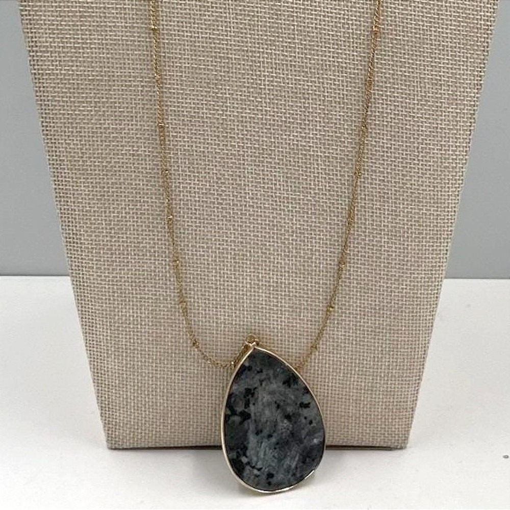 Vintage Gold Tone Black Spotted Stone‎ Teardrop Pendant Satellite Chain Necklace